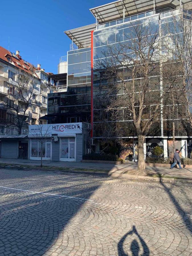 Lilia 3 Self-Check In Apartment With Hot Water Despite Prevention In The Neighborhood, Food And Drink Shop Open Until 10 Pm And Free Parking Area Next Ot 24 Hours Food And Drink Shop And Free Parking Area Sofia Zewnętrze zdjęcie